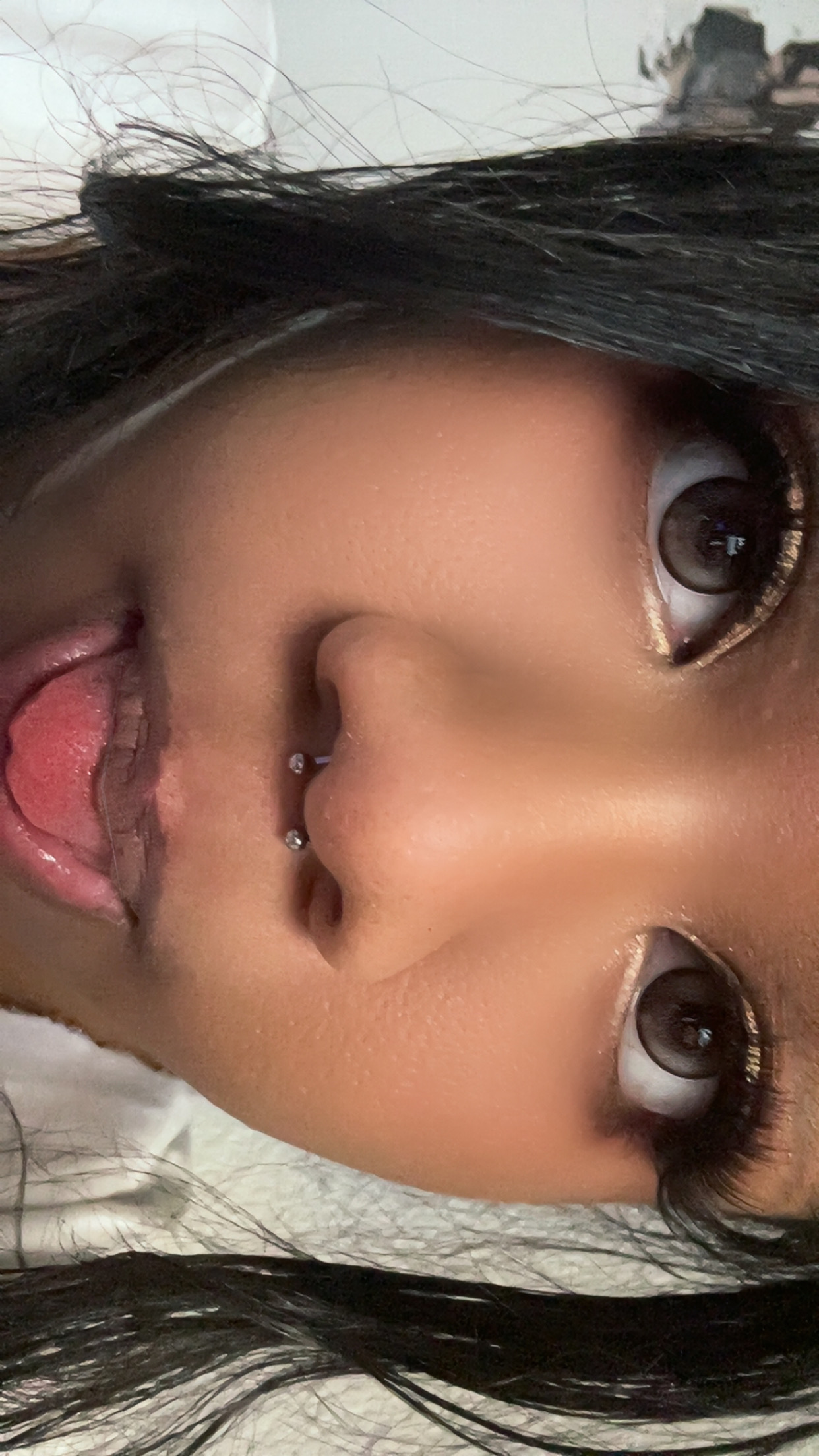 UGC003537