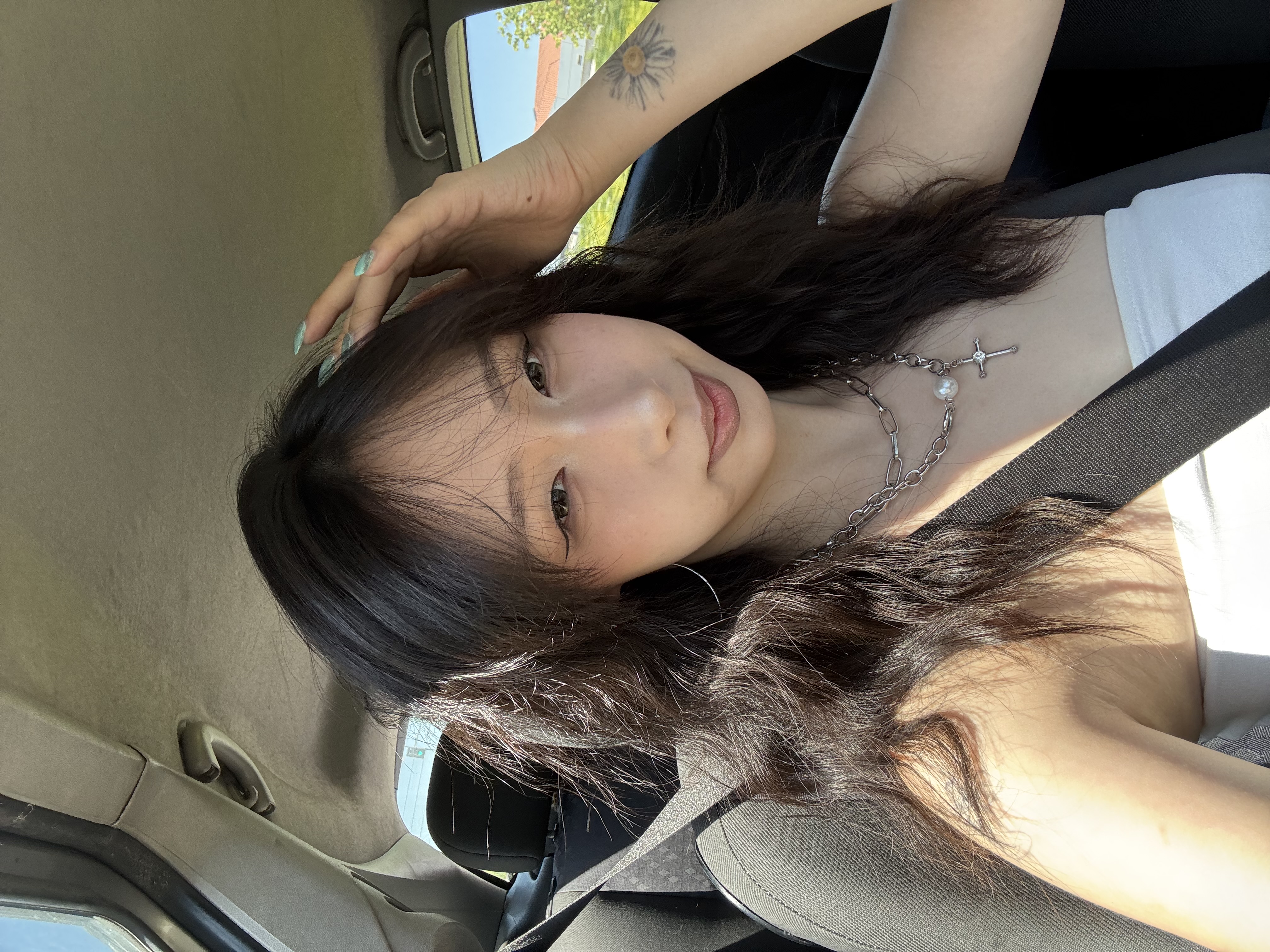 UGC008520