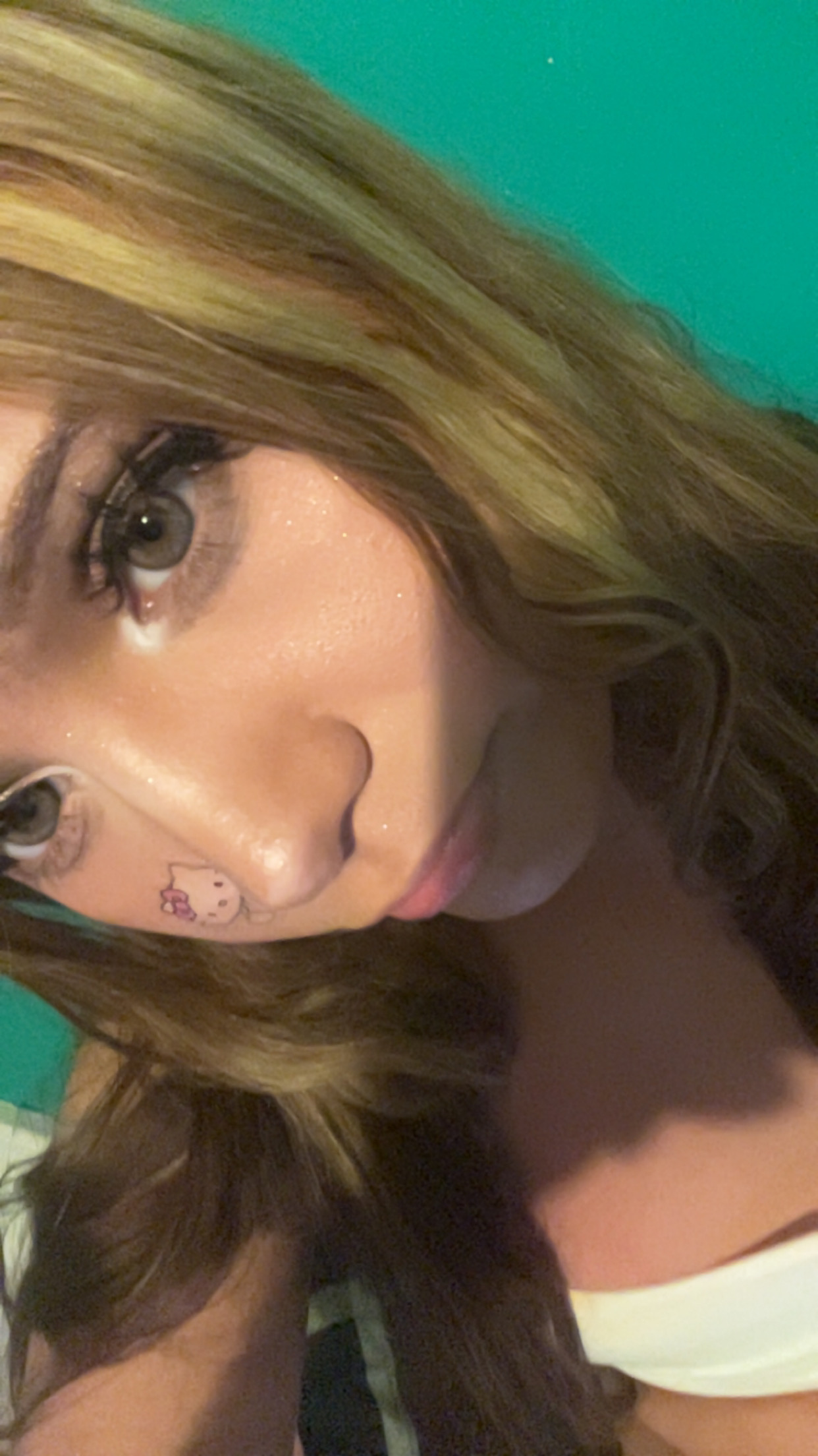 UGC005544