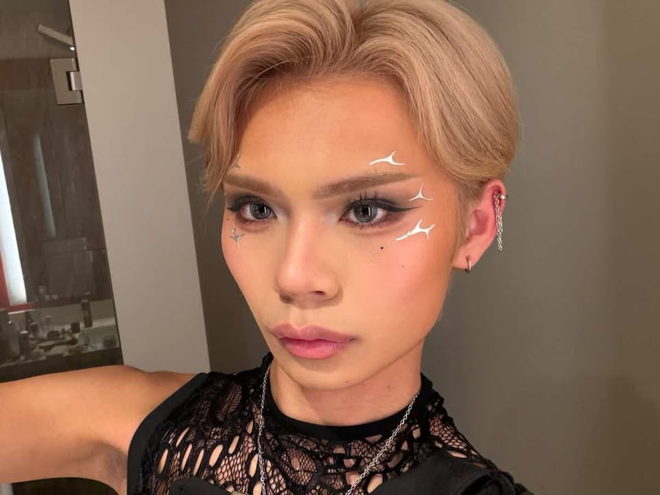 smokey eye for edc day 1 makeup 🪽