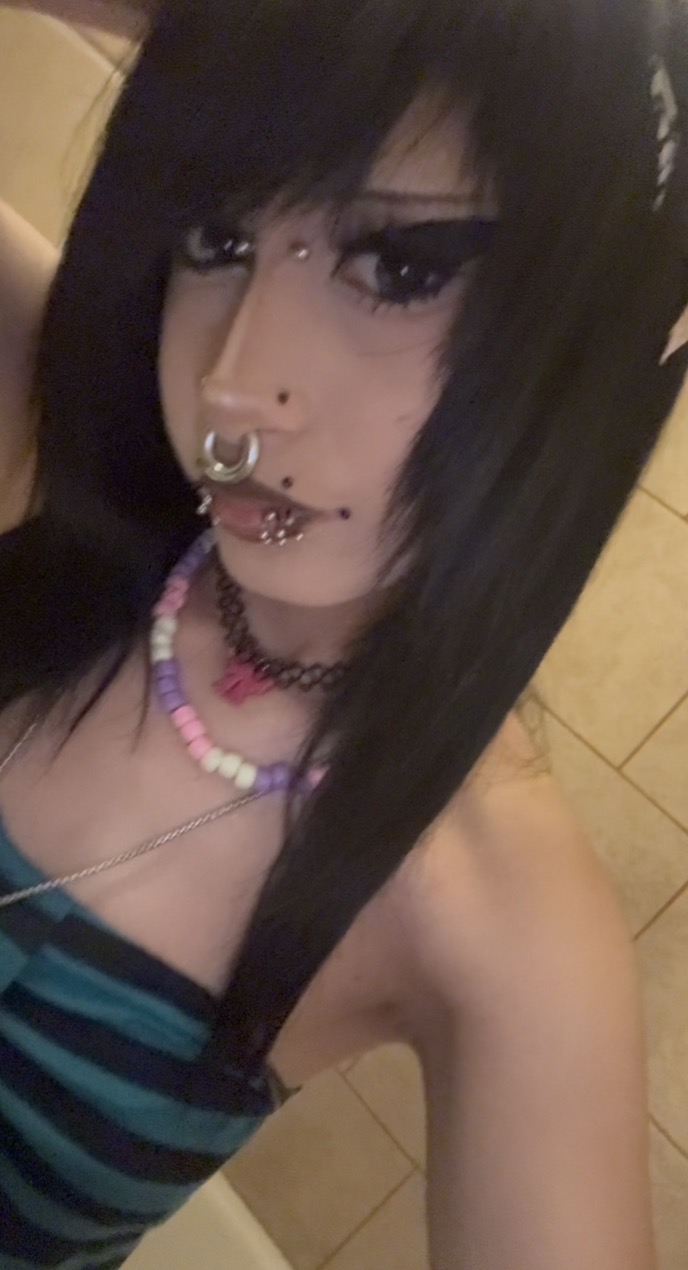 UGC004568